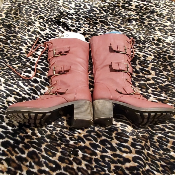 Calf boots worn maybe  once - Picture 4 of 4